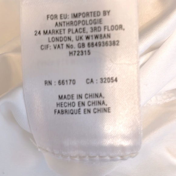 Anthropologie Elevenses Crochet White Short with Elastic Waist & Tie-strings. Md - Picture 9 of 12